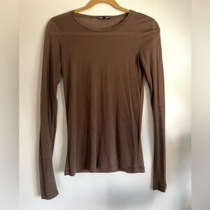 Theory brown fitted cotton long sleeve top